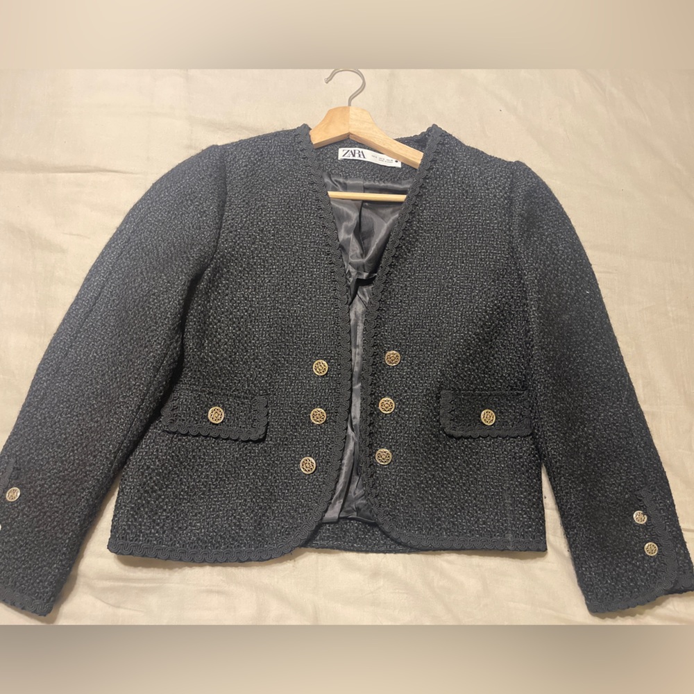 ZARA Boucle Black Jacket